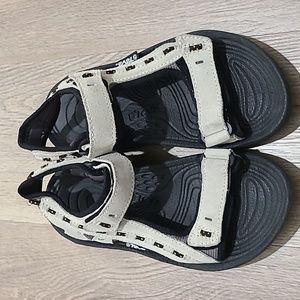 Teva Typhoon sandals. Size 7